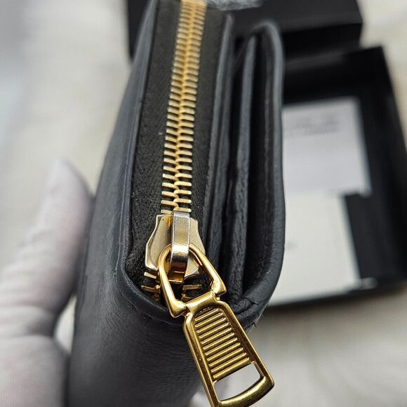 Saint Laurent  Bi-fold Wallet in Grey Leather - Picture 5 of 16